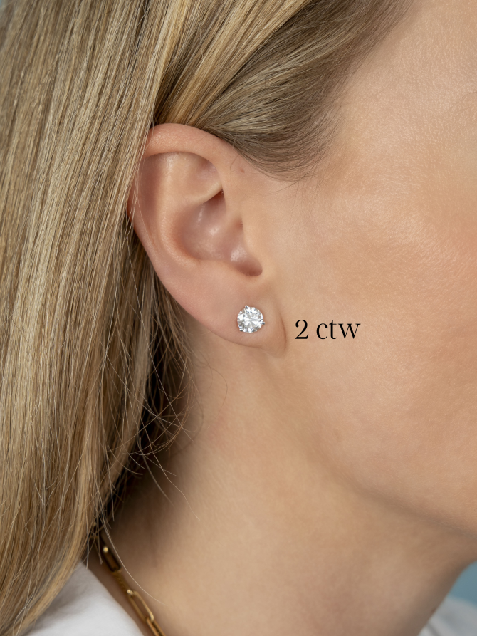 Lab Grown Round Diamond Studs 14K